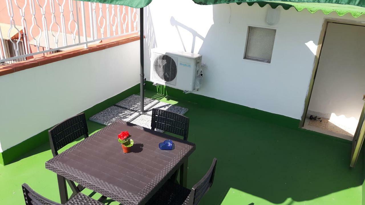 Casa Belvedere - Centro Storico Barletta Luaran gambar